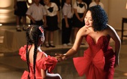Bất ngờ với Hoàng Quyên và ca khúc mừng Tết độc lập