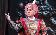 Kim Tử Long, Trịnh Kim Chi làm vua và hoàng hậu trong nhạc kịch phong cách Broadway