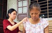 Nữ tân sinh viên Bảo Châu: 'Mẹ ơi, học đại học vì con muốn tự cứu được mẹ'