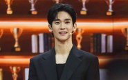 Kim Soo Hyun có hoạt động đầu tiên ở Hàn Quốc sau bê bối