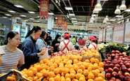 Ngày đầu kỳ nghỉ lễ: siêu thị khuyến mãi nhiều, nơi chen chân mua sắm, nơi thưa khách