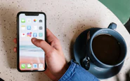 Tắt màn hình, bật đời thực: Lựa chọn mới của Gen Z