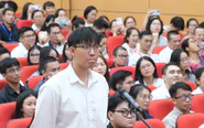 Bác sĩ nội trú 'top đầu' liên tục 'hô tên' sản phụ khoa, vì chữa 1 người mà cứu được 2 người?
