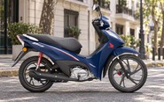 Honda có xe số lạ đời: Dáng như Wave, phanh bằng hai tay như xe ga