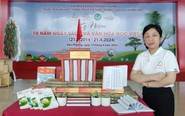 Sinh viên là nạn nhân chất độc da cam đi làm thêm giúp học sinh hoạn nạn vì COVID-19