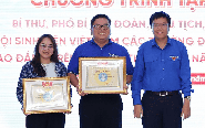 WESET English Center nhận bằng khen của Trung ương Hội Sinh viên Việt Nam