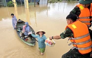 Ho Chi Minh City mobilizes urgent relief effort for flood-hit central provinces