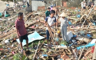 Storm Kalmaegi wipes out Vietnamese fishing village