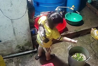 Mẹ cạn lời với nồi canh khổ qua 'vị' xà phòng của con gái