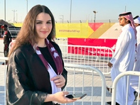Video: Phụ nữ và trẻ em Qatar đến sân cổ vũ đội chủ nhà World Cup