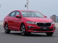 Skoda Slavia khuyến mại hàng chục triệu, đấu Vios bằng giá mềm hơn Morning, gầm cao gần như SUV