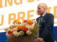 Trường ĐH Việt Đức trao bằng tốt nghiệp cho tân cử nhân, thạc sĩ và tiến sĩ