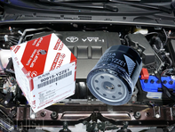 Mua lọc dầu Toyota 'xịn', mở hộp tá hỏa thấy hàng tráo ruột