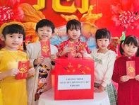 Bài học yêu thương từ tiền lì xì