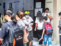 Quy định mới về dạy thêm sắp có hiệu lực: Nơi ngưng dạy 'nghe ngóng', nơi tìm cách... lách