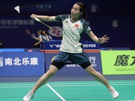 Nguyễn Thùy Linh thắng 'sốc' cựu số 1 thế giới, khiến đối thủ bực tức đập vợt