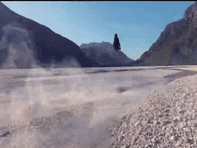 Xe bay một người như siêu mô tô trên trời, view 360 độ, không cánh quạt