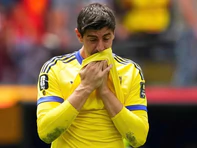 Thủ môn Courtois bị ‘cấm chat’ ở tuyển Bỉ