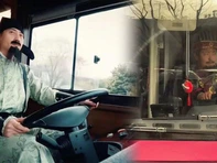 Tài xế xe buýt hóa hoàng đế, thi sĩ dịp Tết