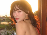 Tóc Tiên sau ly hôn Touliver: Ổn thiệt hay 'ổn trên mạng'?