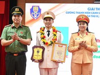 Tuyên dương 63 thanh niên tiêu biểu của lực lượng cảnh sát giao thông