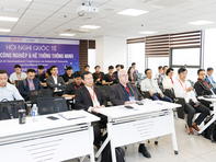 Chuyên gia quốc tế chia sẻ tại INISCOM 2026 ở Đại học Duy Tân