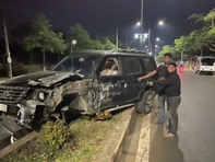 'Ma men' leo lên cây trốn sau khi trộm ô tô gây tai nạn vì không biết lái