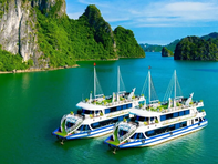 Du thuyền ngủ đêm trên Vịnh Hạ Long