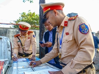 Vi phạm giao thông lúc Nghị định 100 có hiệu lực, nay nghị định bãi bỏ có bị phạt không?