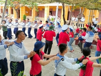 Tiếng hát từ đất liền vọng vang giữa Trường Sa