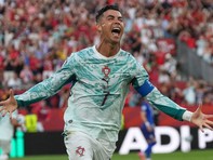 Cristiano Ronaldo úp mở về ‘mùa giải cuối cùng’