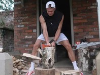 Haaland thường xả stress bằng cách ‘nhập vai’… tiều phu