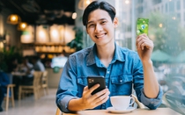 Đo lường CO2 trên mỗi giao dịch với thẻ Visa O2 của Sacombank