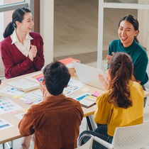 Podcast: Làm sao để giúp Gen Z tháo gỡ những 'nhãn dán' tiêu cực về mình?