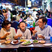 Podcast: Đi du lịch, cần ăn uống, chuẩn bị ra sao để vừa khỏe vừa vui?