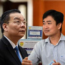 Podcast: Ngoài cựu bộ trưởng Chu Ngọc Anh nhận túi quà 200.000 USD nhưng không biết có tiền, Việt Á còn hối lộ những ai?