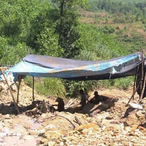 Đào vàng, máu và nước mắt - Kỳ 1: Hoang tàn trên mỏ vàng Bồng Miêu