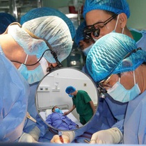 Người vợ miền Tây hiến thận cứu chồng