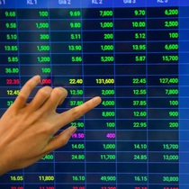Năm 2024 không nên giữ nhiều tiền mặt?