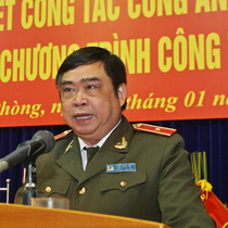 Cựu giám đốc Công an Hải Phòng Đỗ Hữu Ca bị cáo buộc đã chiếm đoạt 35 tỉ như thế nào?