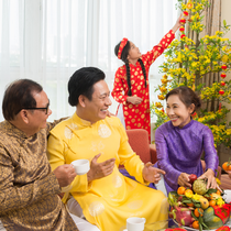 Ăn Tết bên nội hay bên ngoại, câu chuyện 'chạnh lòng' của nhiều chị em