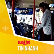 Tin tức sáng 14-3: Vì sao đề xuất thuê máy bán vé tự động trên xe buýt?