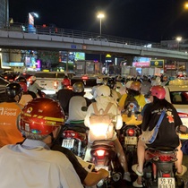 Hãy trả lại tên cho... kẹt xe!