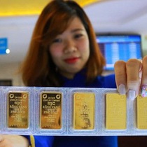 Sau 'lệnh' thanh tra, giá vàng miếng SJC lao dốc còn 88,5 triệu đồng/lượng