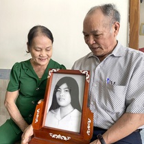 Hành trình trở về linh thiêng của bức hình hai nữ liệt sĩ
