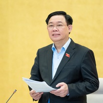 Miễn nhiệm Chủ tịch Quốc hội Vương Đình Huệ