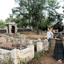 Bí ẩn vợ vua phải làm bánh bán dạo - Kỳ cuối: Đám tang lạ lùng của bà hoàng