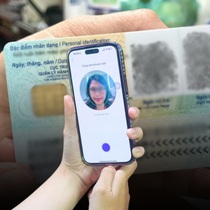 Cảnh báo giả danh nhân viên ngân hàng hỗ trợ cài đặt sinh trắc học