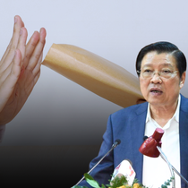 Ông Phan Đình Trạc nhận định công tác chống tham nhũng 'trên nóng và dưới cũng đang nóng'