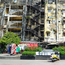 Người dân có bị cưỡng chế ra khỏi chung cư cũ, xuống cấp không?